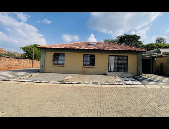 3 BEDROOM HOUSE FOR SALE IN AMANDASIG